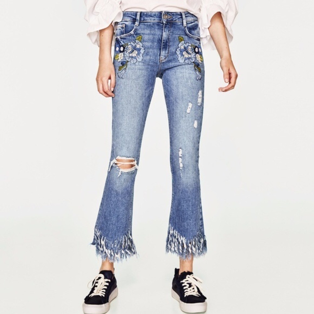 Zara Floral Tore Hem Jeans Size 4